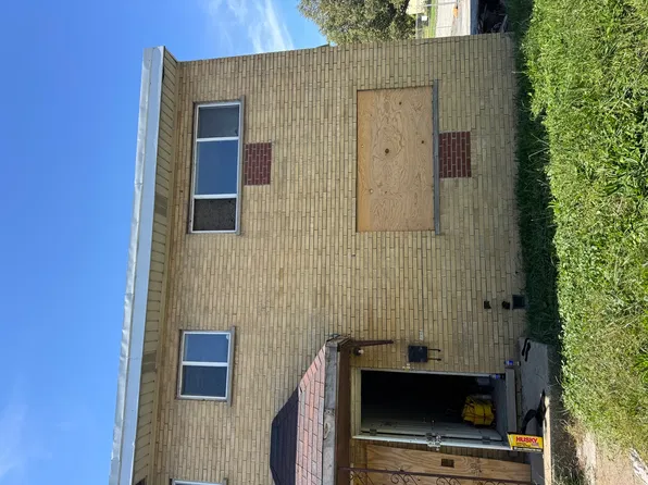 (undisclosed Address), Hazel Crest, IL 60429