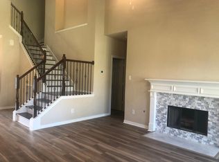 2 W Montfair Blvd, The Woodlands, TX 77382