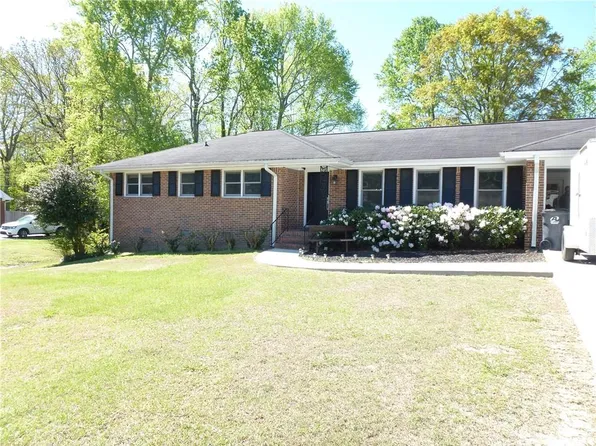 2863 Skyland Dr, Snellville, GA 30078