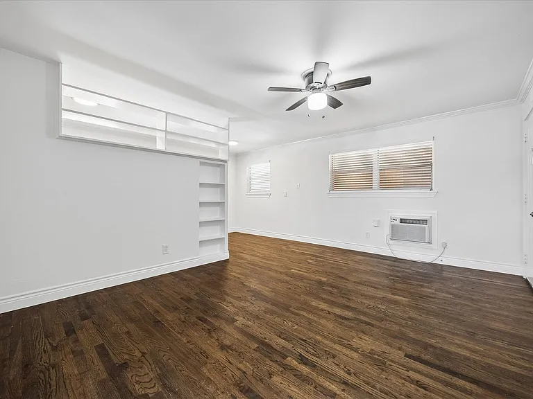 5102 Academy — Photo 24