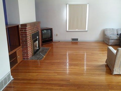 2nd image of 10502 Palatine Ave N
