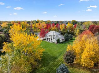 7002 W Avignon Ln, Eagle, ID 83616