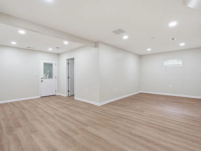 18 Grandin Cir — Photo 26