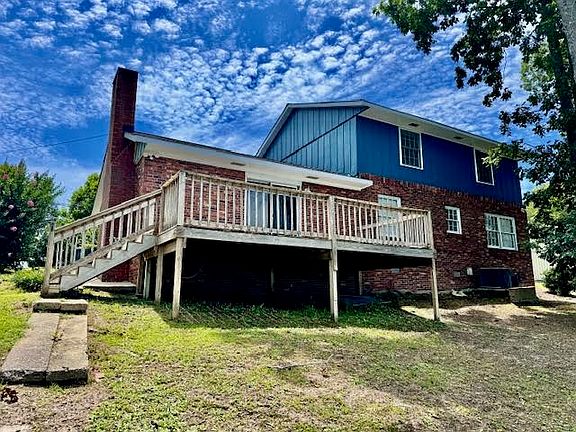 3rd image of 137 Lakeview Dr S