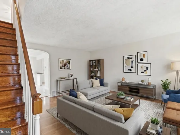 7020 Kindred St, Philadelphia, PA 19149