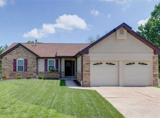 2901 Royal Point Ct, Saint Louis, MO