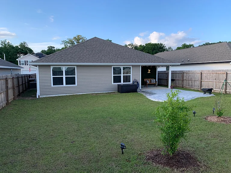 5240 Peach Dr — Photo 38