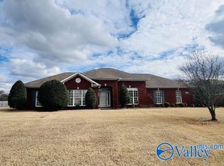 105 Gramercy Cir, Huntsville, AL 35806