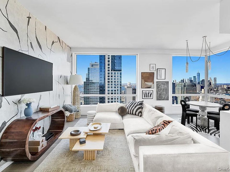 1st image of 138 Willoughby Street #48A