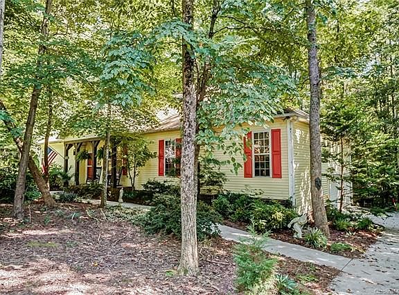 2nd image of 219 Spicewood Cir
