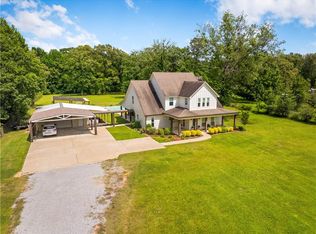 561 Hooper Rd, Deville, LA 71328
