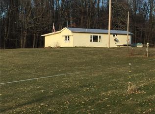 254 Sheakleyville Rd, Clarks Mills, PA 16114