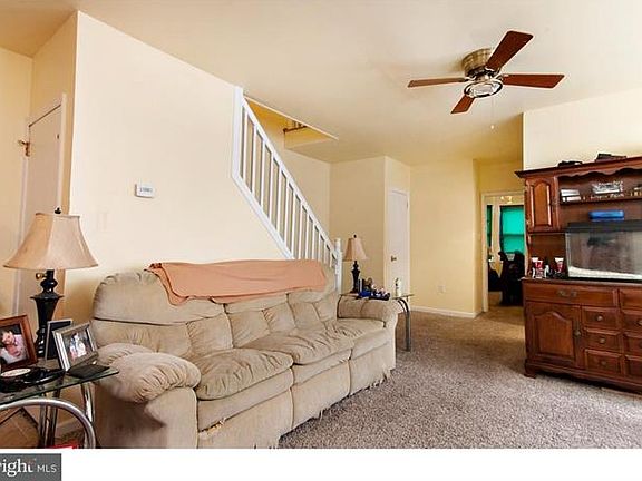 2nd image of 606 Clifton Ave