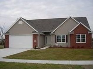 4041 Edge View Dr, Oregon, OH 43616