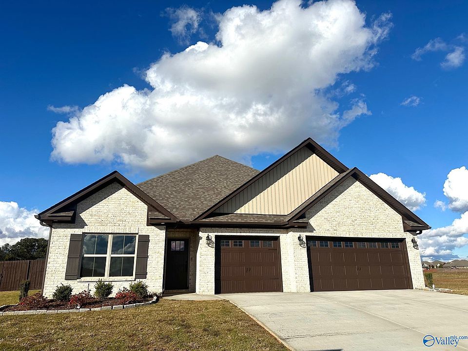 1st image of 301 Plant View Dr