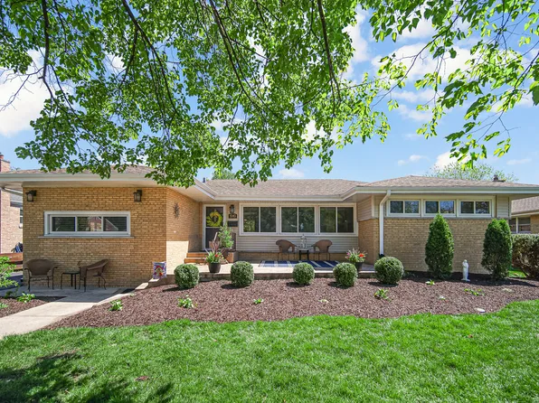 9345 S Millard Ave, Evergreen Park, IL 60805