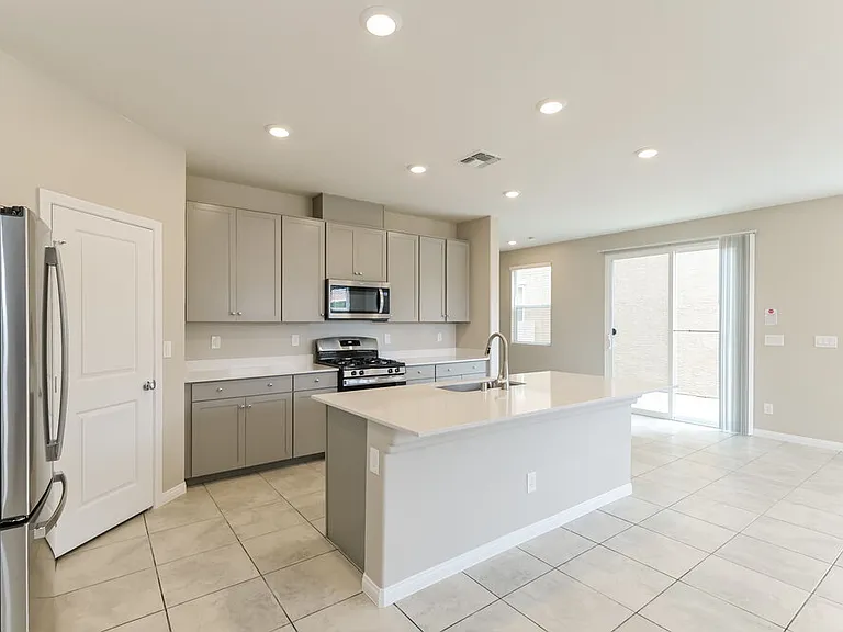 2938 Saltillo Ln — Photo 6
