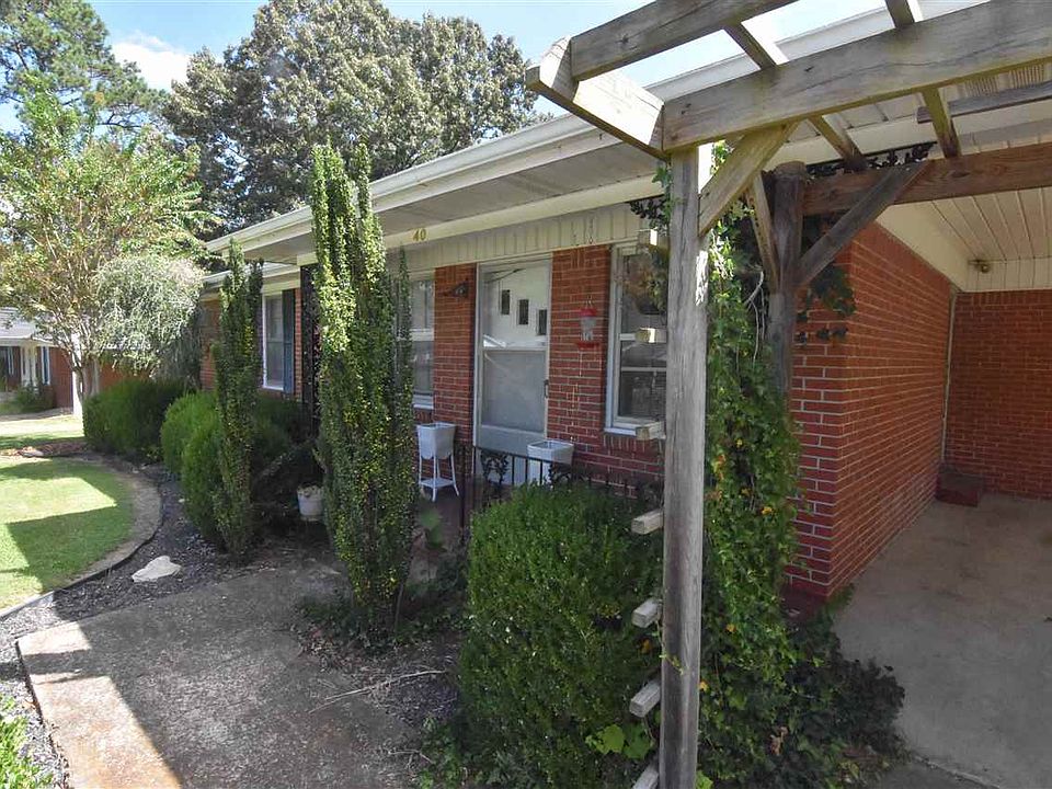 1st image of 40 Dellwood Dr