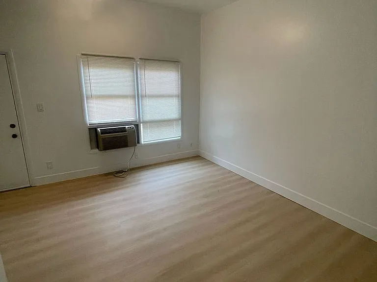 3382 Harvard Rd — Photo 70