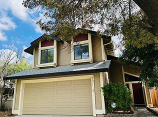 731 Youngsdale Dr, Vacaville, CA 95687