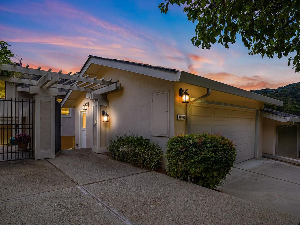 1st image of 14666 Stoneridge Dr