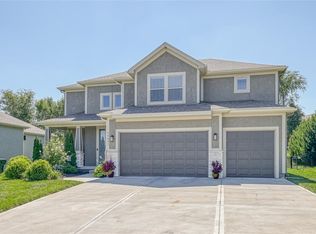 20897 W 115th St, Olathe, KS 66061