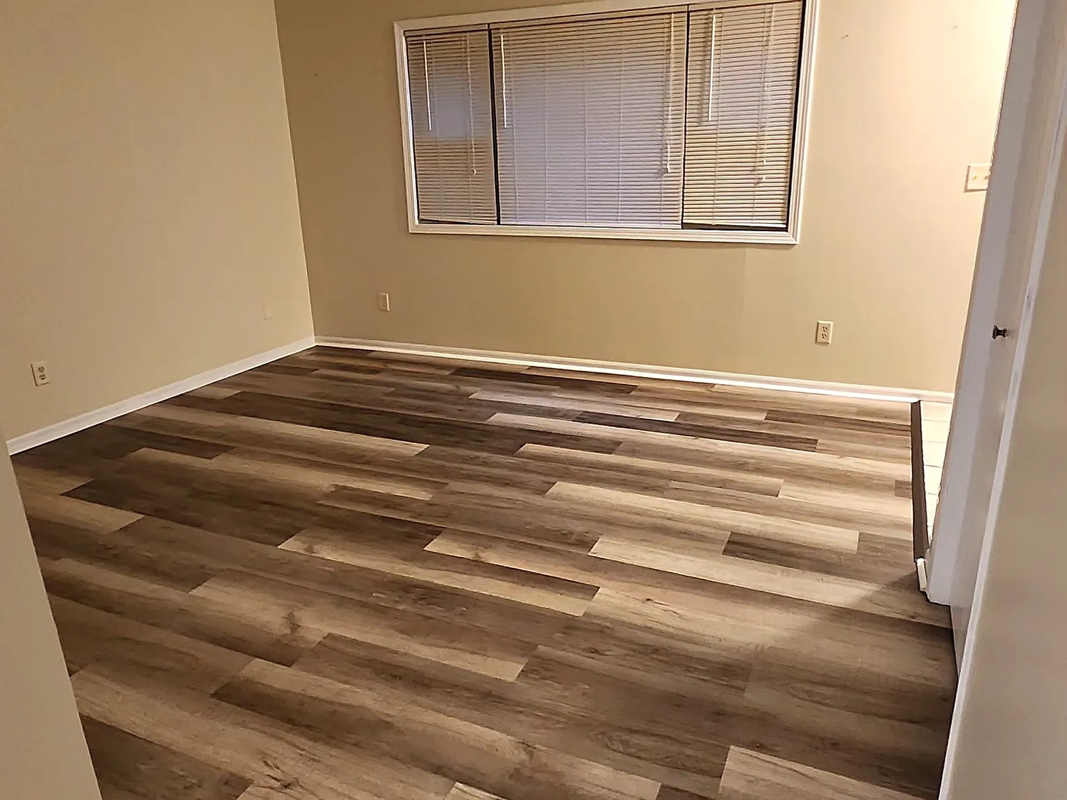 Maxwell Street Townhomes — Photo 4