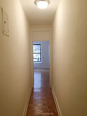 Rented by City Connections Realty | media 33