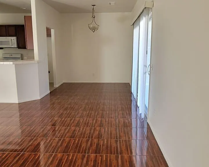 13757 El Rio Ln — Photo 2