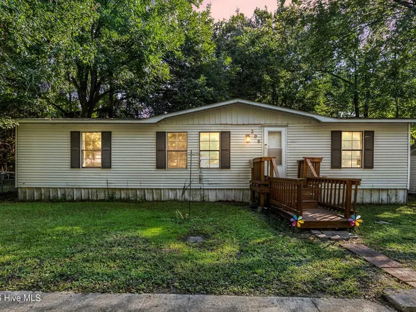 208 Early Drive, Jacksonville, NC 28540