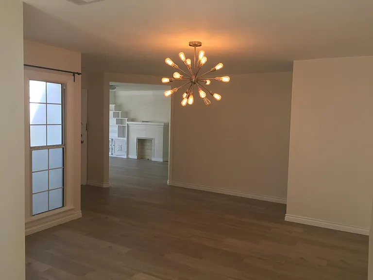 1131 Sunvue Pl — Photo 6