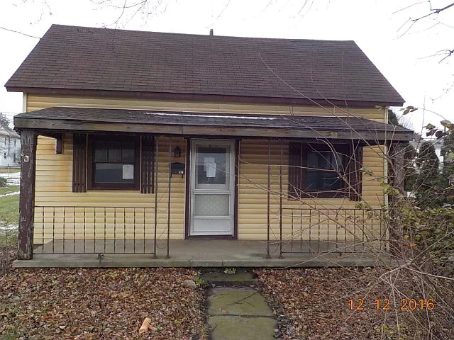 628 Catherine Ave photo 1