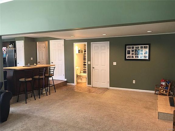 4th image of 8061 Trina Cir