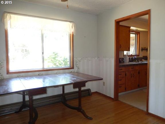 5th image of 7304 NE 58th St