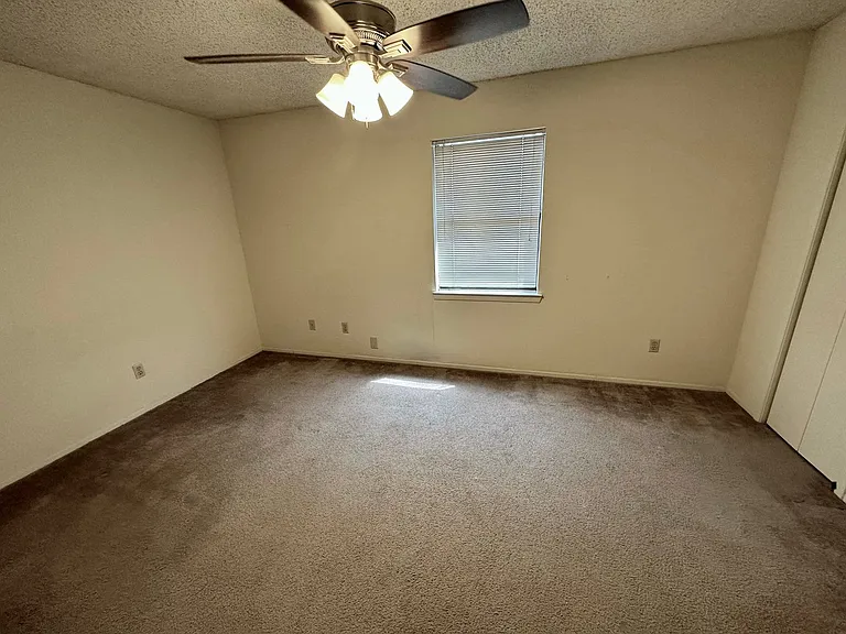 1214 Baylor Ave #1-207 — Photo 7