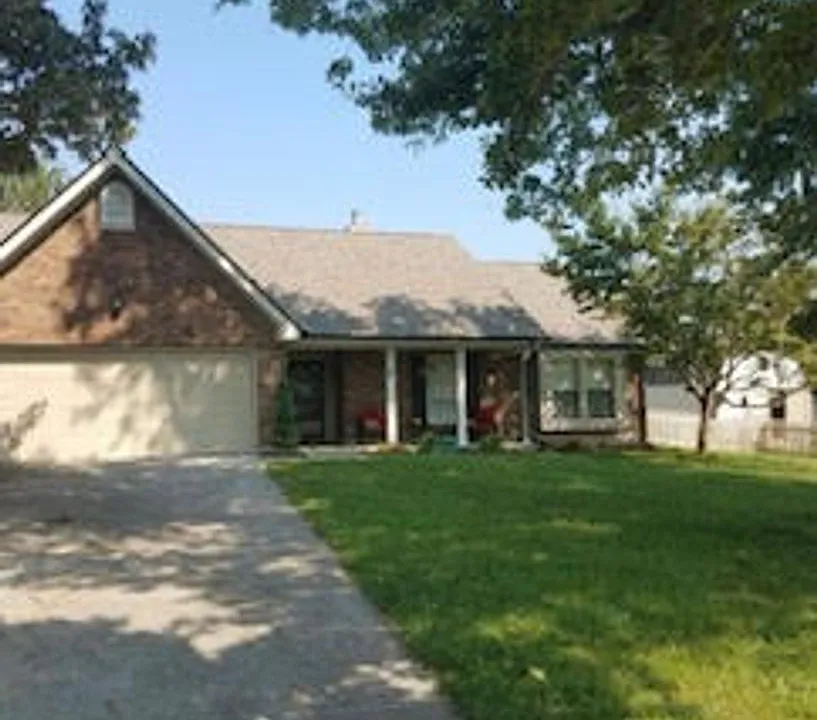 1704 Bay Wood Cir