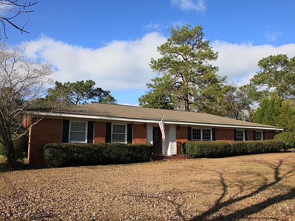 2nd image of 214 Lakeshore Dr