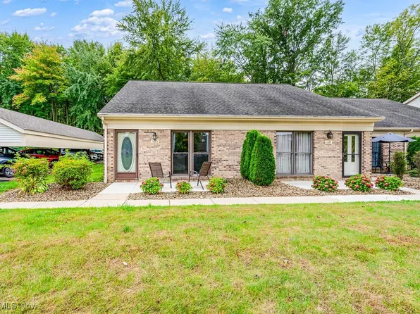 1625 Westhampton Dr, Youngstown, OH 44515