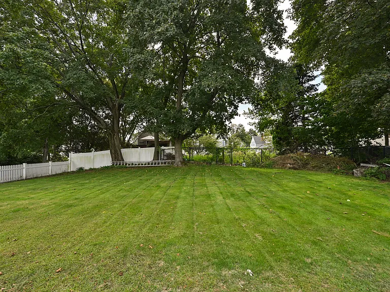 7 Perham St #2 — Photo 24