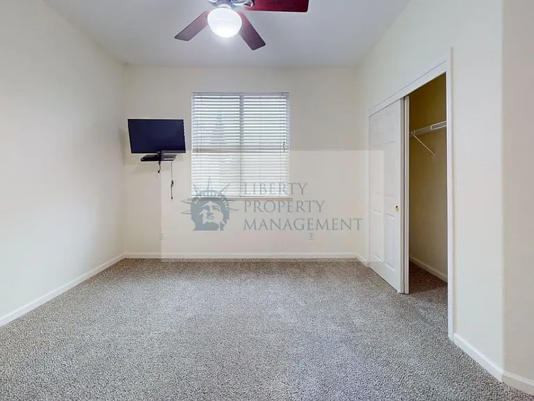 3404 Lovotti Ct — Photo 21
