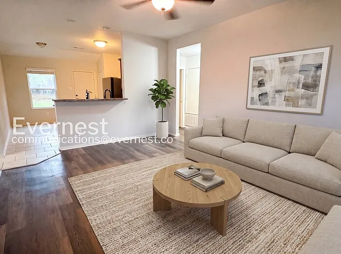 3 bed, 2.0 bath, 1328 sqft, $1,575 — Photo 2