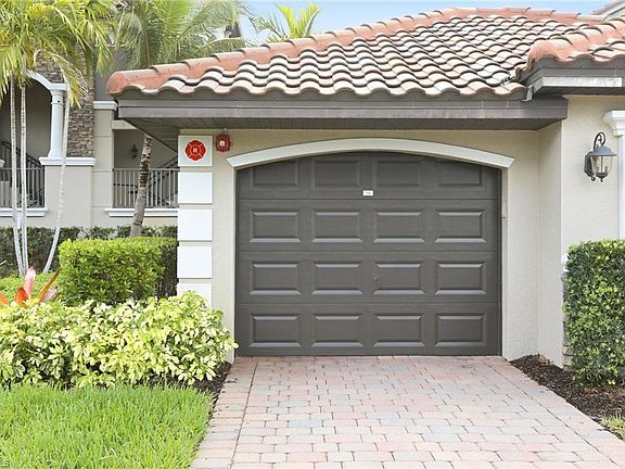 3rd image of 9844 Venezia CIR #714