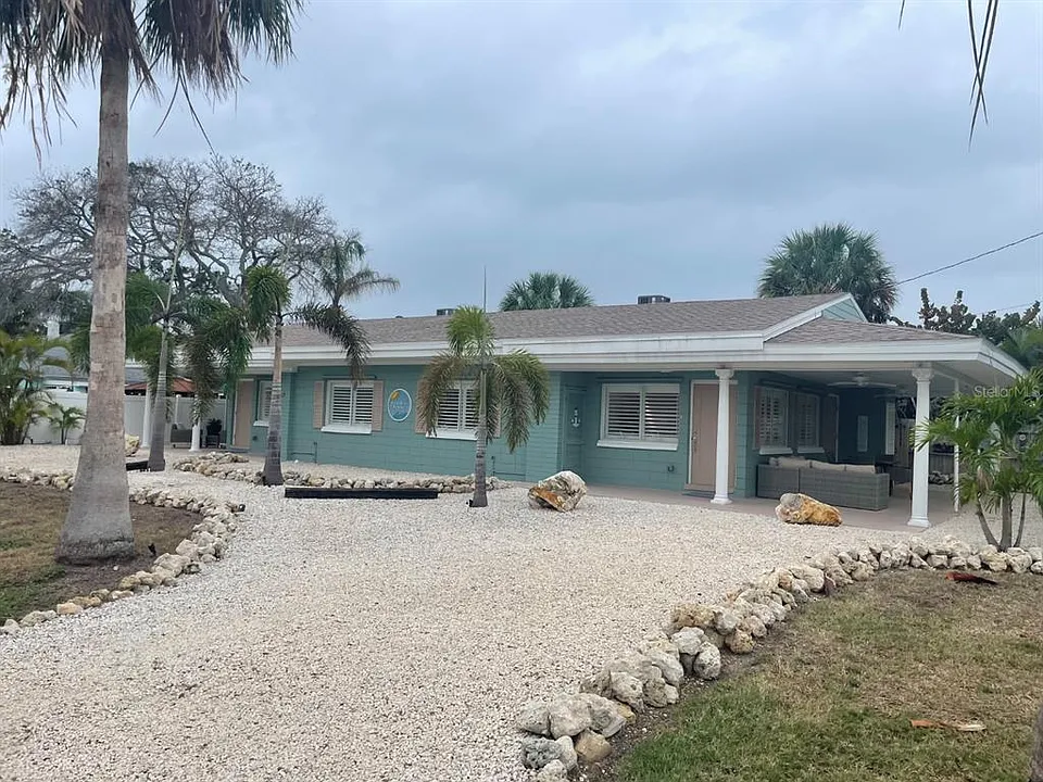 720 E Gulf Blvd #B
