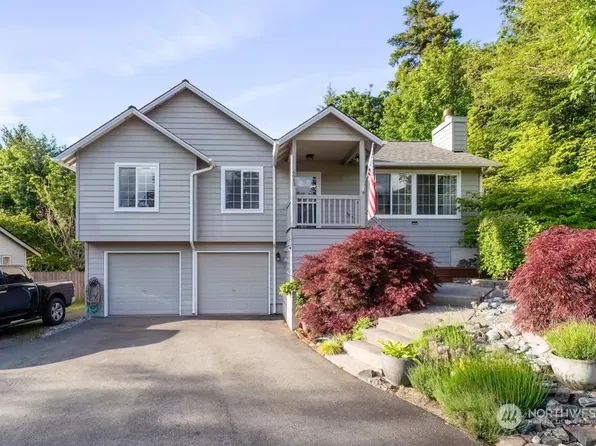6943 SE Truman Street, Port Orchard, WA 98366