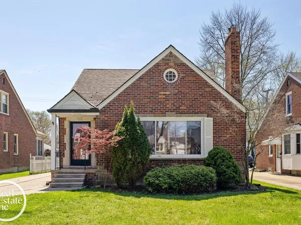 375 Ridgemont Rd, Grosse Pointe Farms, MI 48236