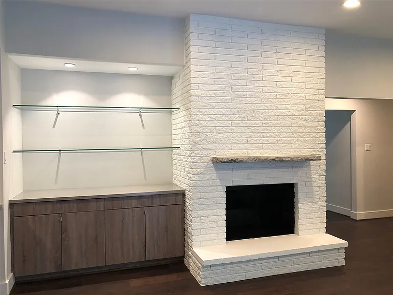 5258 Ariel St — Photo 4