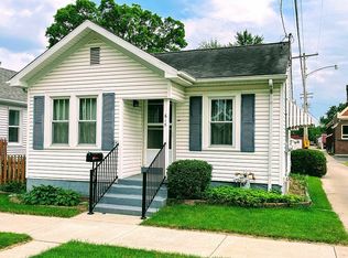 615 W Jackson St, Ottawa, IL 61350