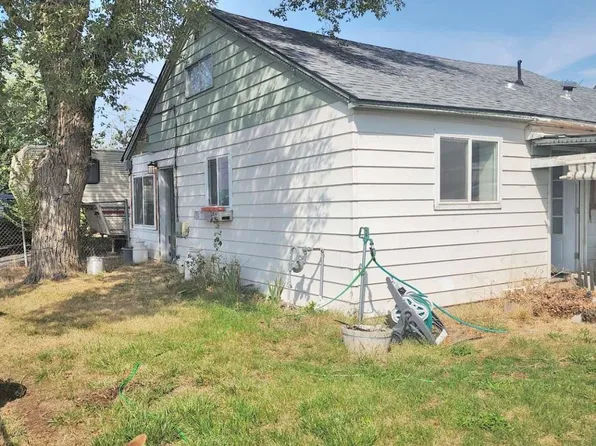 716 SW 15th St, Pendleton, OR 97801