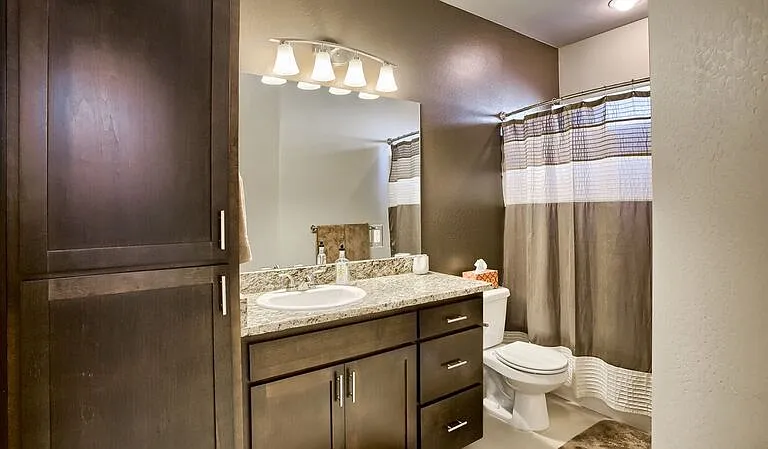 1061 Compton Way — Photo 16