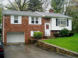 53 Carleton St, Attleboro, MA 02703